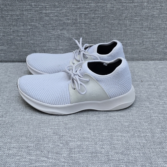 Vessi Shoes - Vessi Everyday Womens Sneakers Sz 9 White/gray